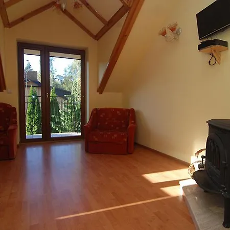Bursztynowa 3 *