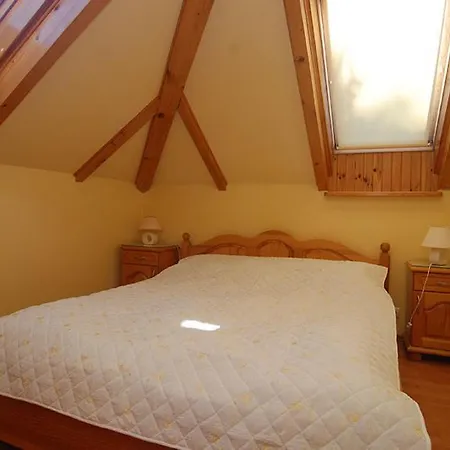 Apartment Bursztynowa 3 *